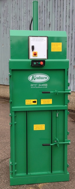 Kenburn KV70 Vertical Baler